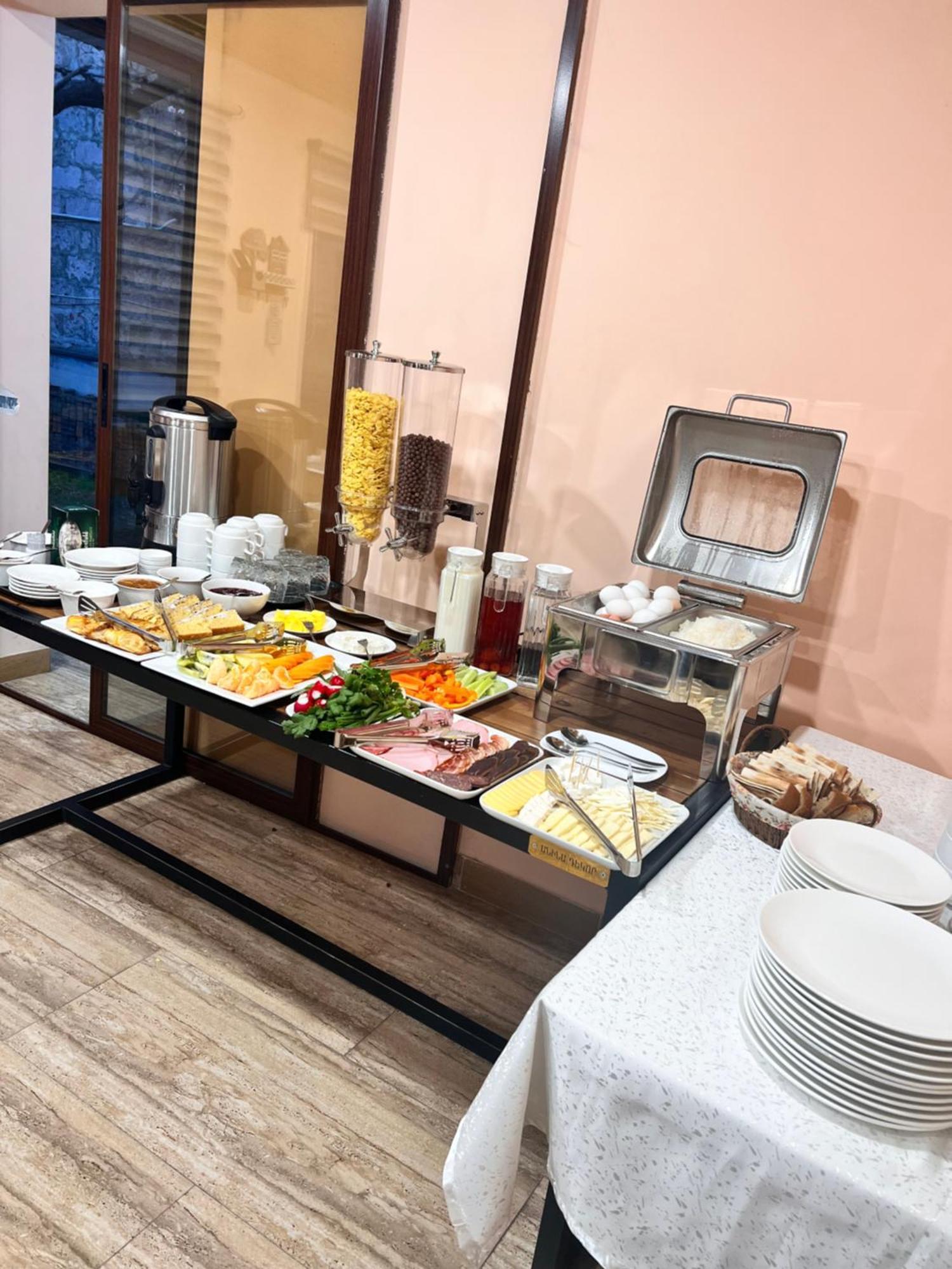 Marnar Hotel Yerevan Luaran gambar