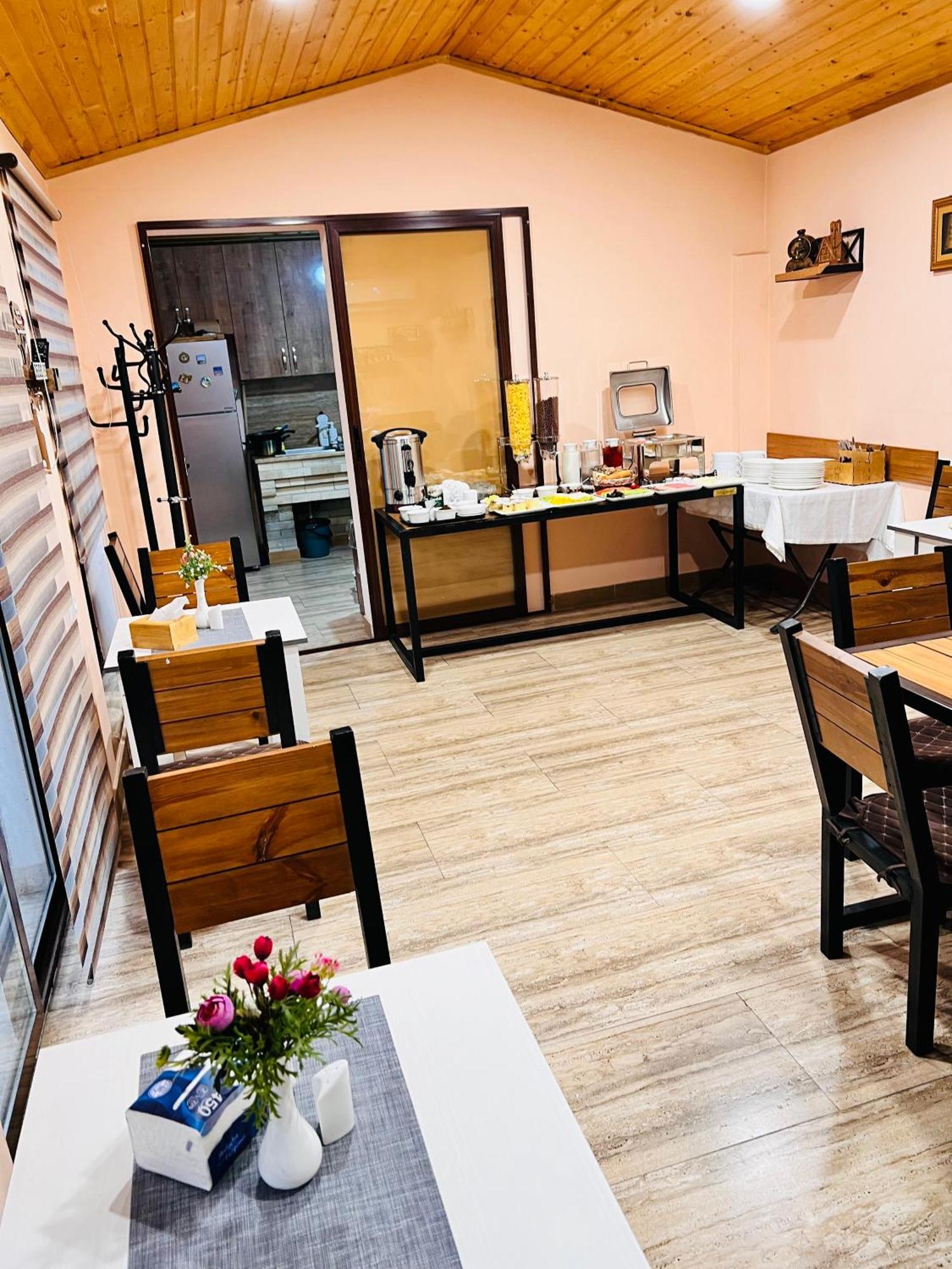 Marnar Hotel Yerevan Luaran gambar
