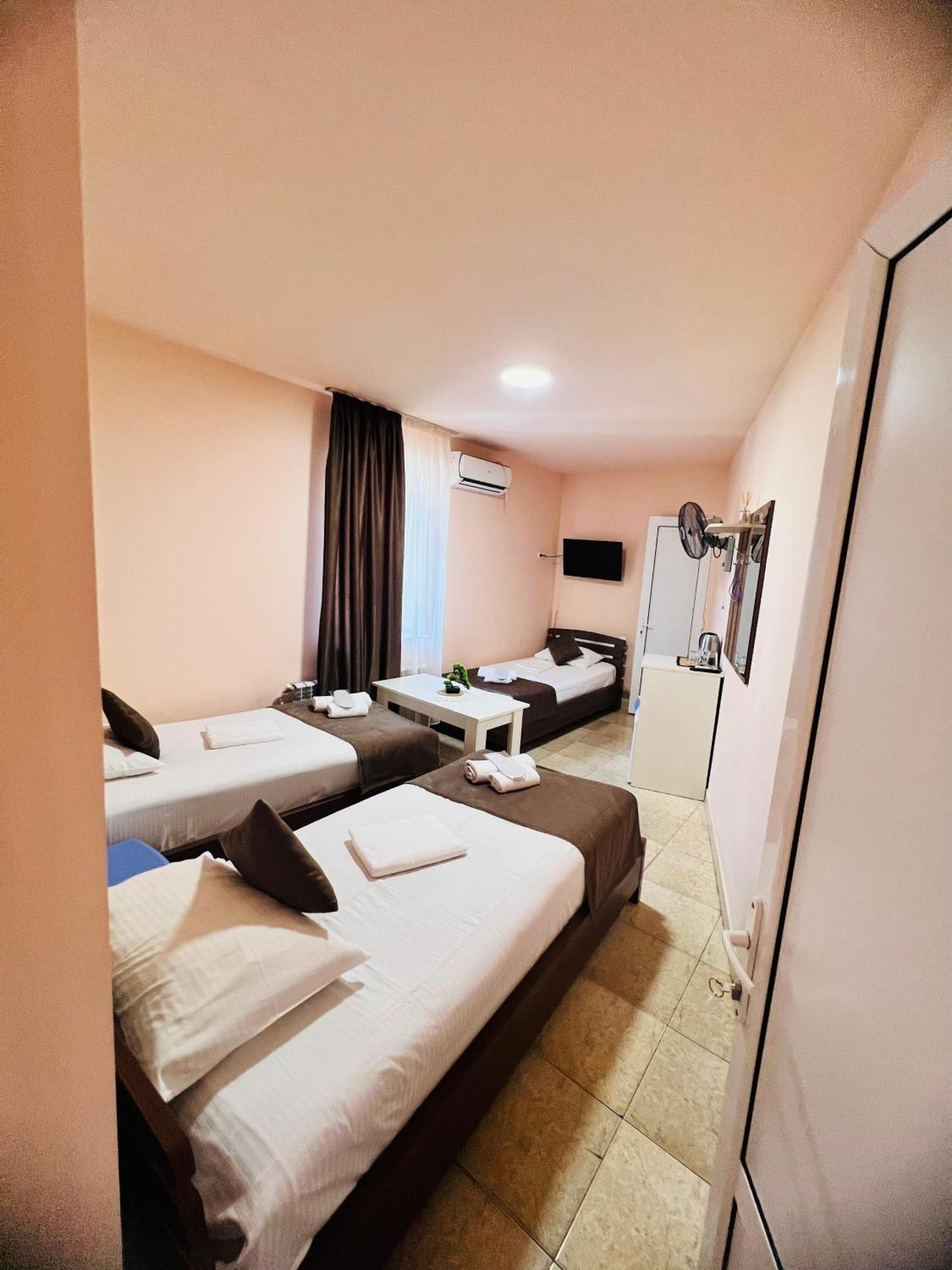 Marnar Hotel Yerevan Luaran gambar