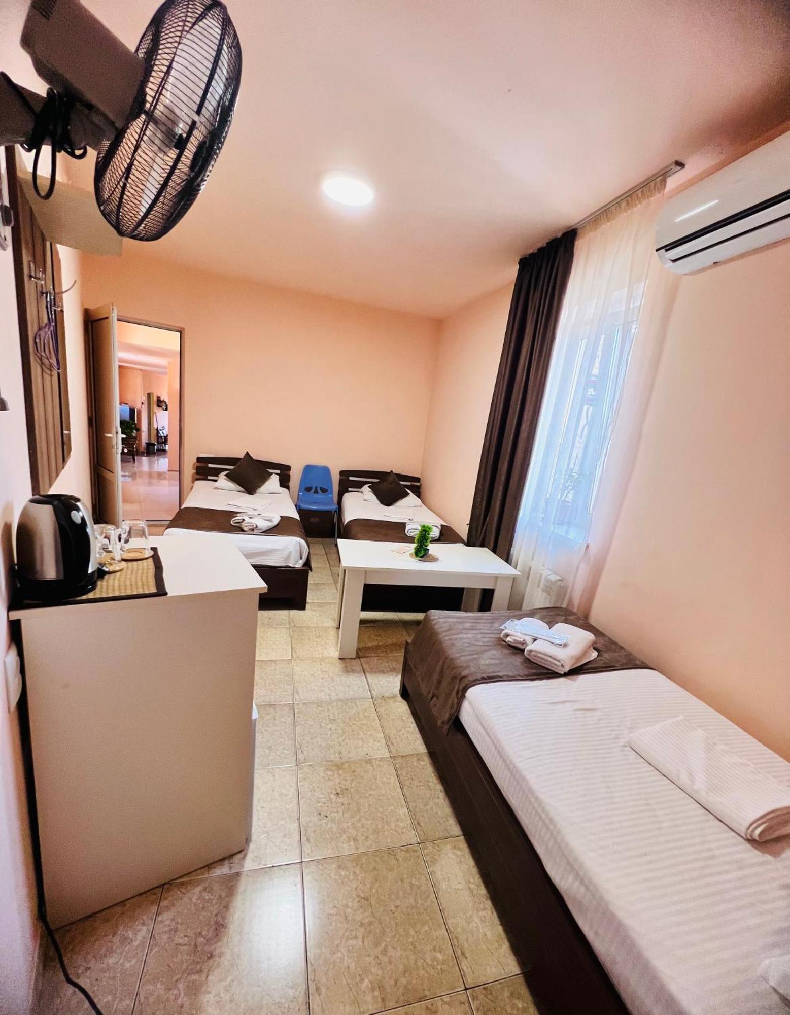 Marnar Hotel Yerevan Luaran gambar