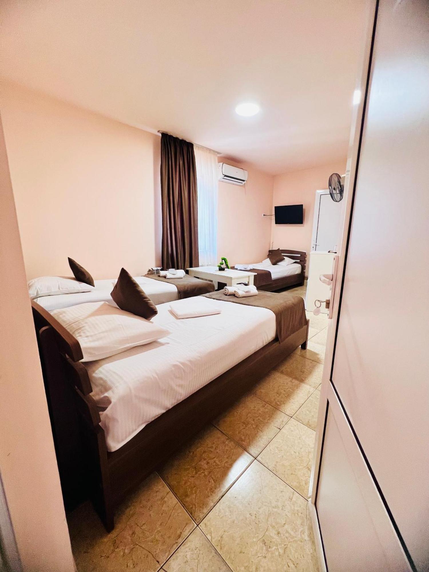 Marnar Hotel Yerevan Luaran gambar